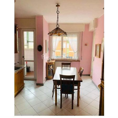 Double Room - Home Stay Мілан Екстер'єр фото