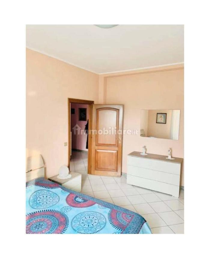 Double Room - Home Stay Мілан Екстер'єр фото
